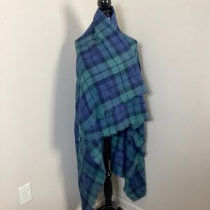 Aerie Women’s NavyBlue Green Plaid Knit Lightweight Scarf w Fringes Wrap Shawl
